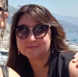 Meet your Posher, Dina